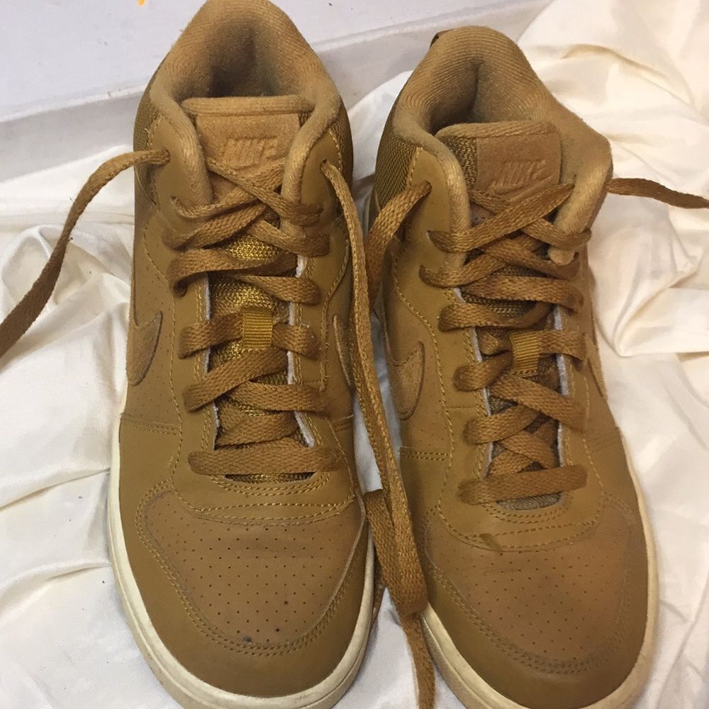 Nike Court Borough Mid Shoes
